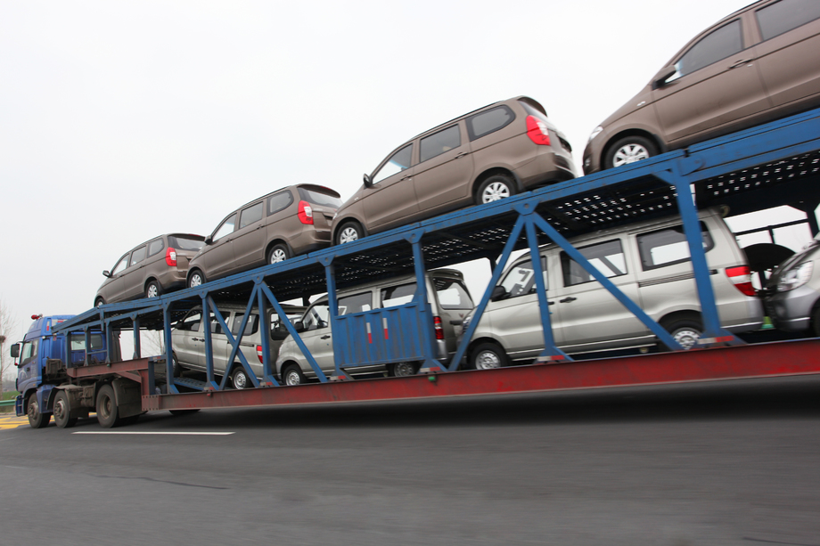 专业汽车运输与拖车服务 选择与注意事项详解